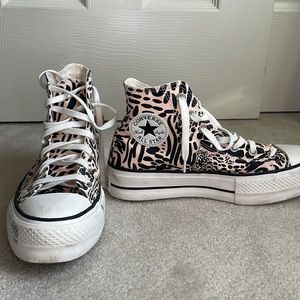 Animal print converse